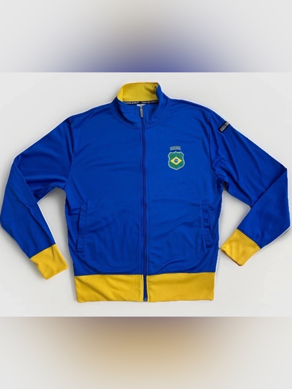 Brazil 2010 FIFA World Cup South Africa Soccer Blue Yellow Zip Up Sweater Medium